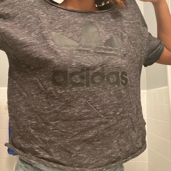 Adidas Top - Picture 2 of 5
